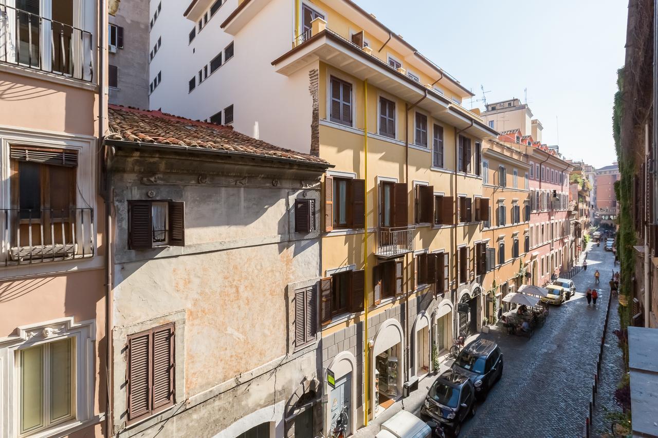 Monti Colosseum Apartment Rome Bagian luar foto